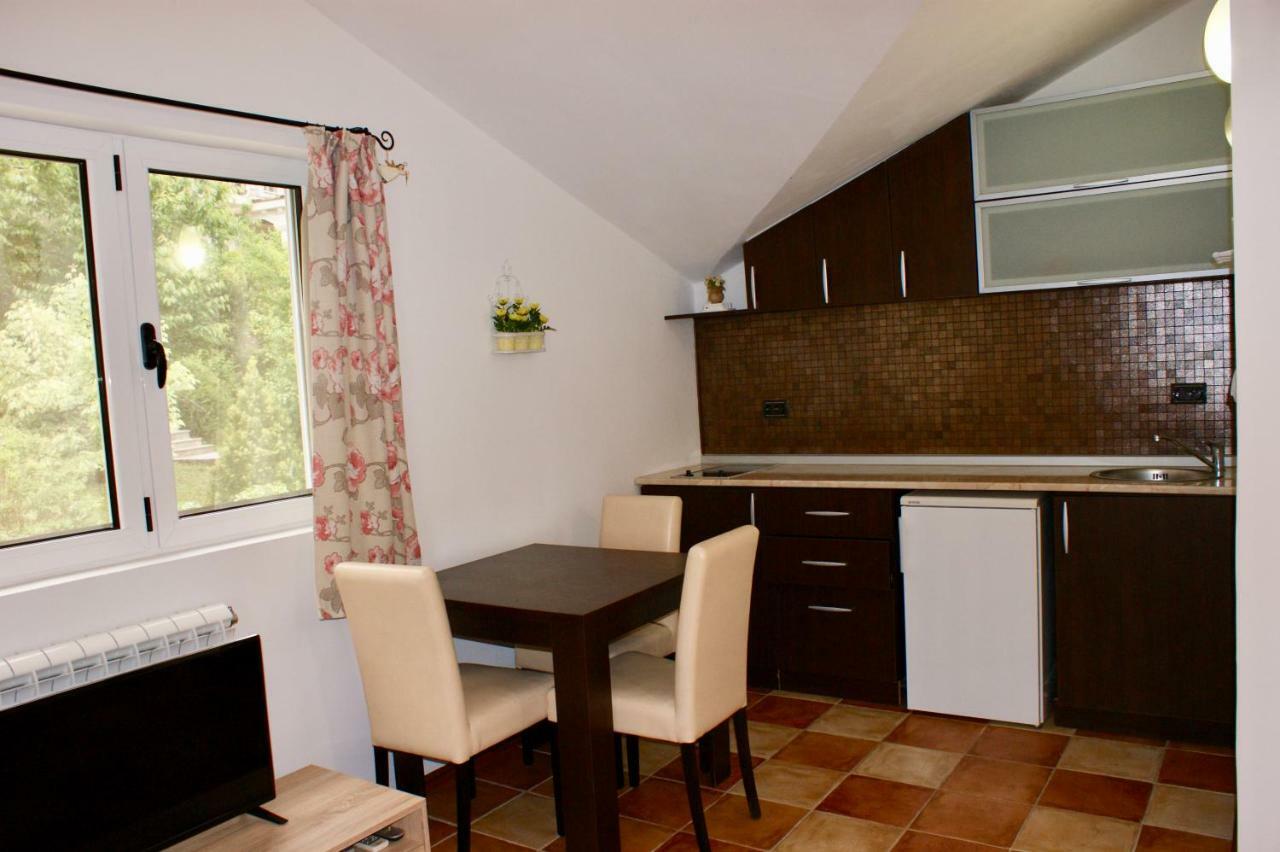 Studio Apartments Morinj Luaran gambar