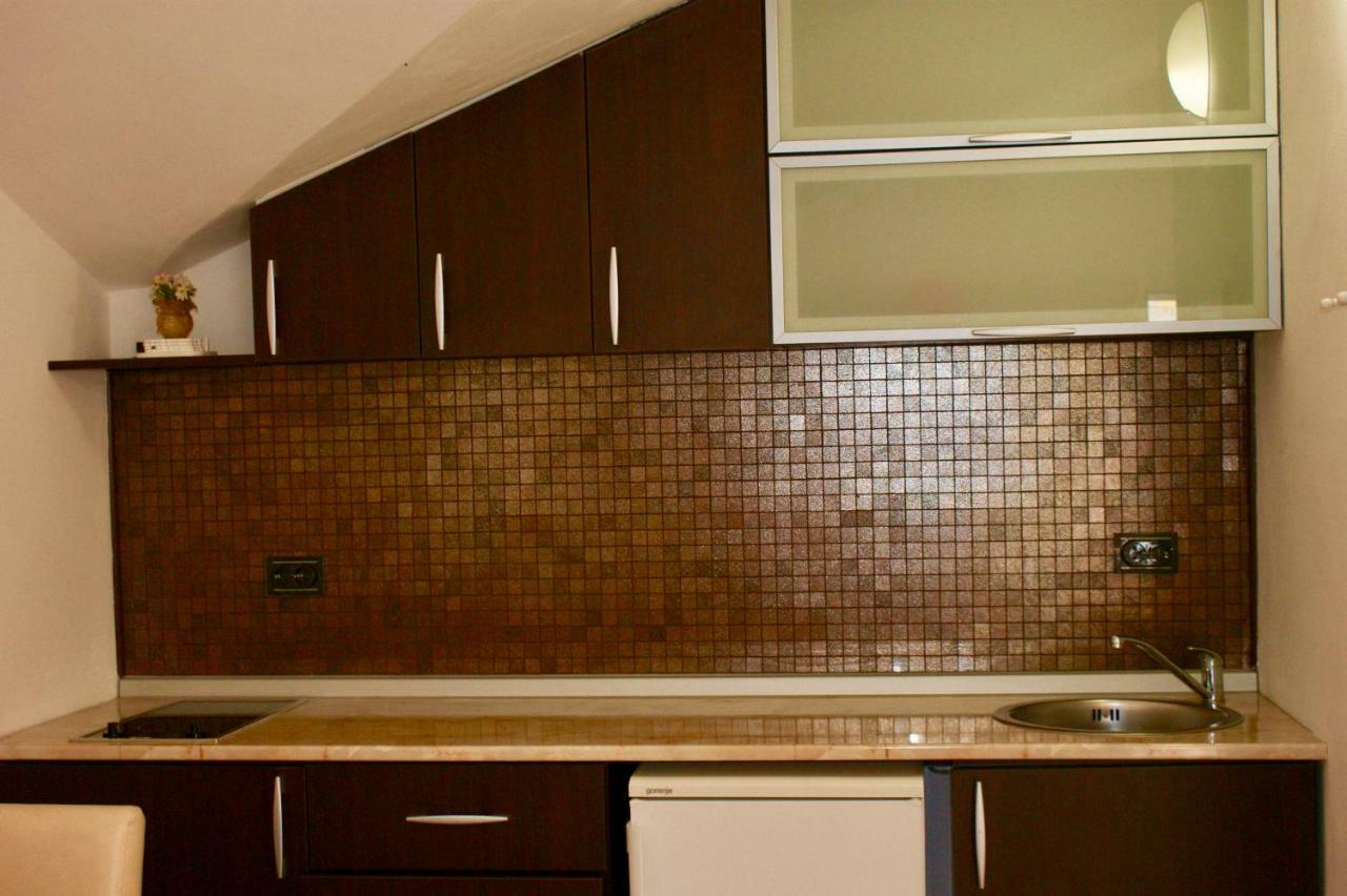 Studio Apartments Morinj Luaran gambar